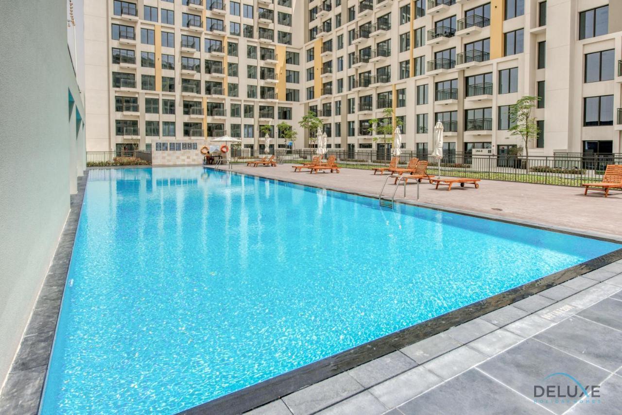 Chic 1br In Town Square Dubailand By Deluxe Homes Apartment *