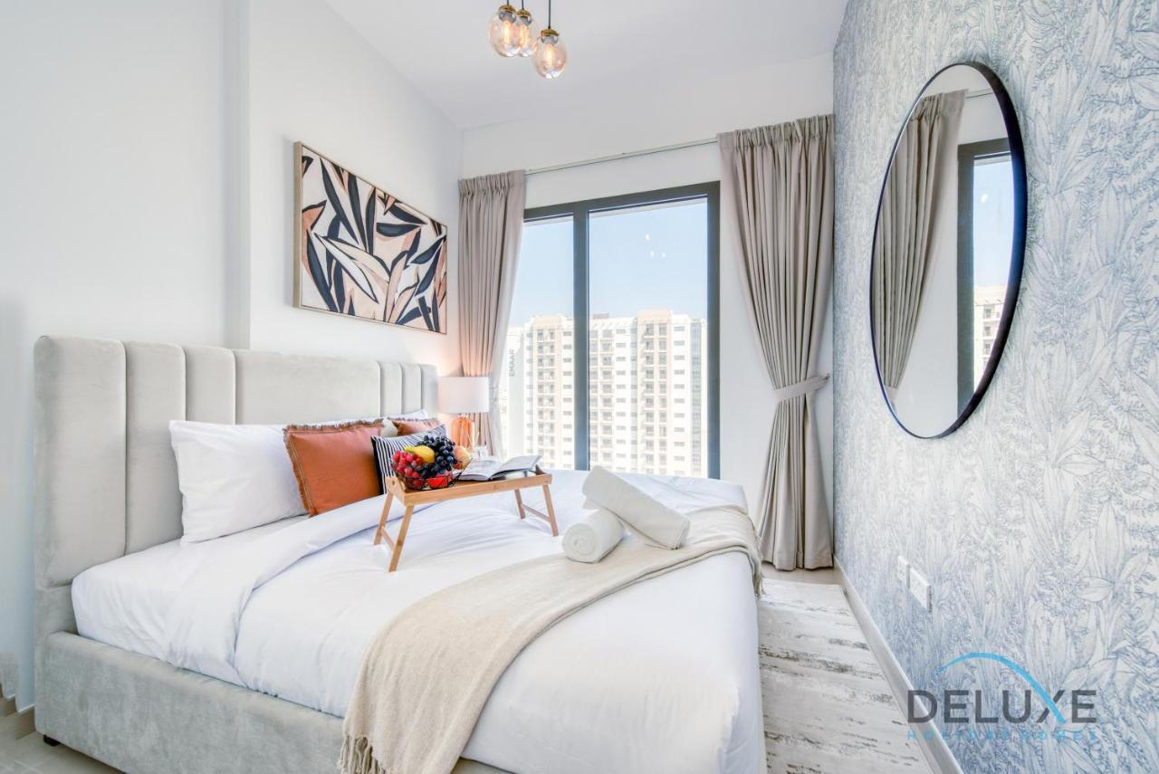 Chic 1br In Town Square Dubailand By Deluxe Homes Apartment *