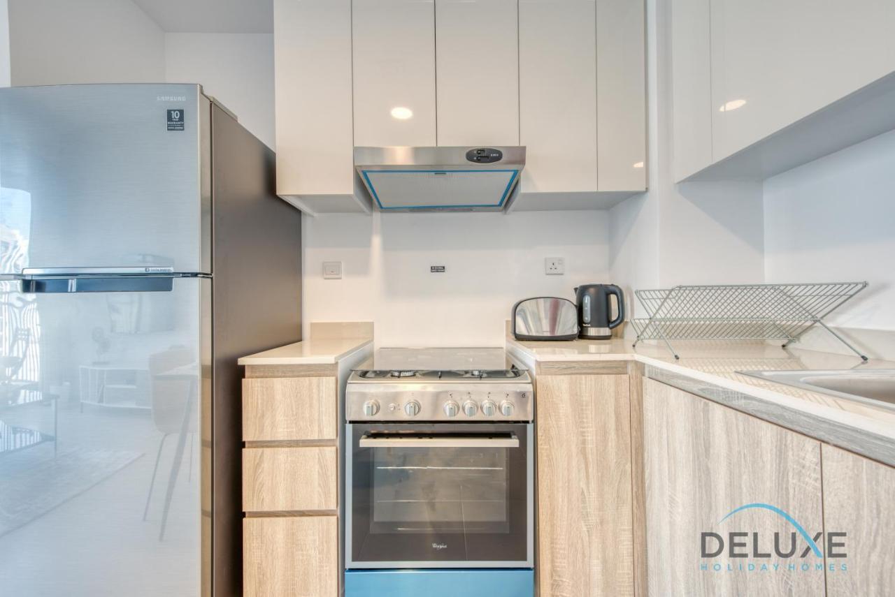 Chic 1br In Town Square Dubailand By Deluxe Homes Dubai